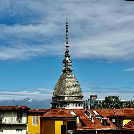 Ferienwohnung Le Finestre Sulla Mole Turin Exterior foto