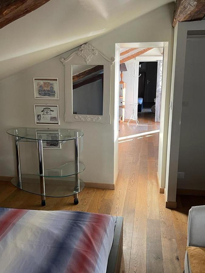 Ferienwohnung Le Finestre Sulla Mole Turin Exterior foto