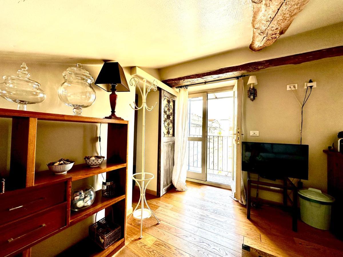 Ferienwohnung Le Finestre Sulla Mole Turin Exterior foto
