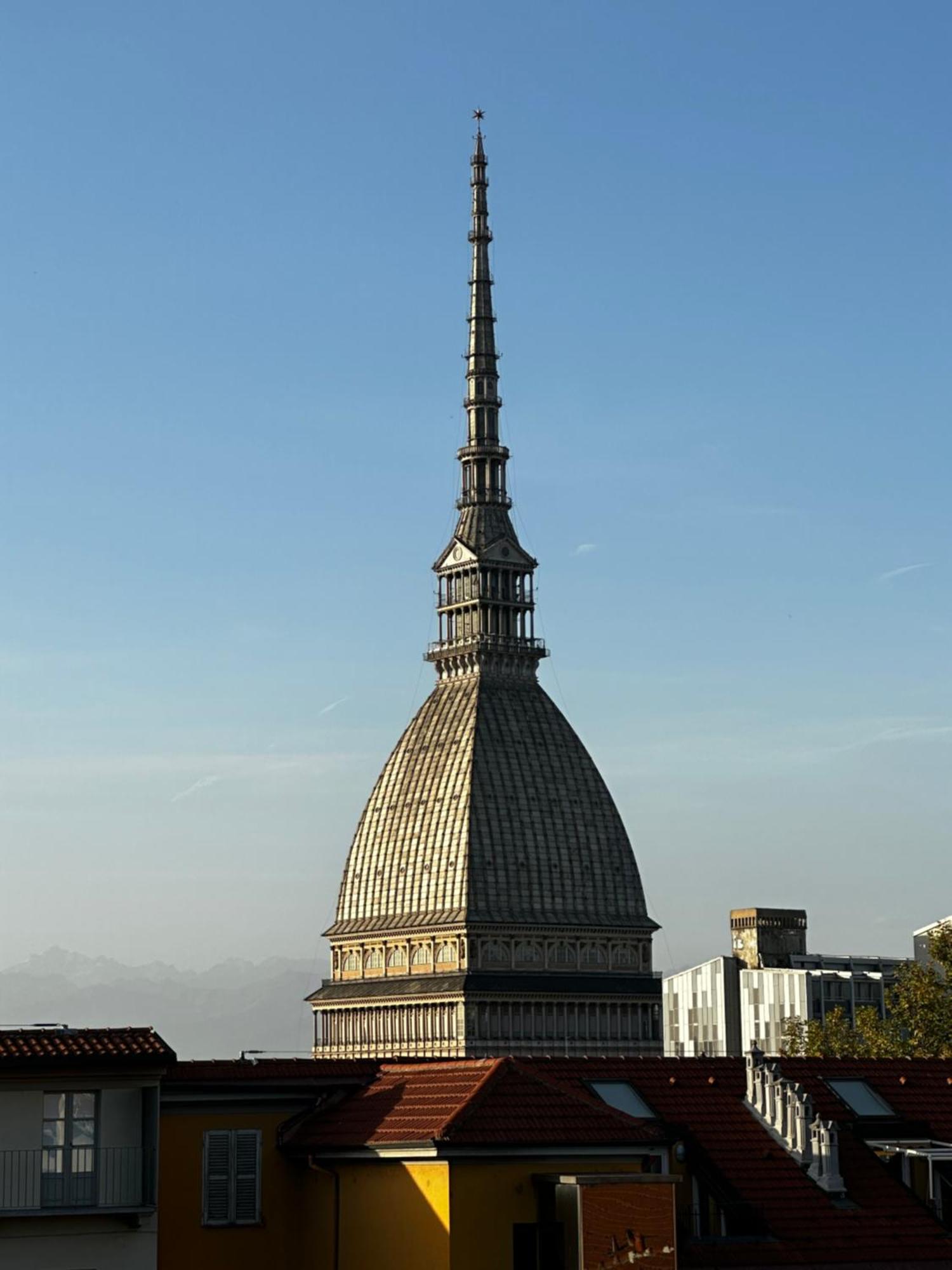 Ferienwohnung Le Finestre Sulla Mole Turin Exterior foto