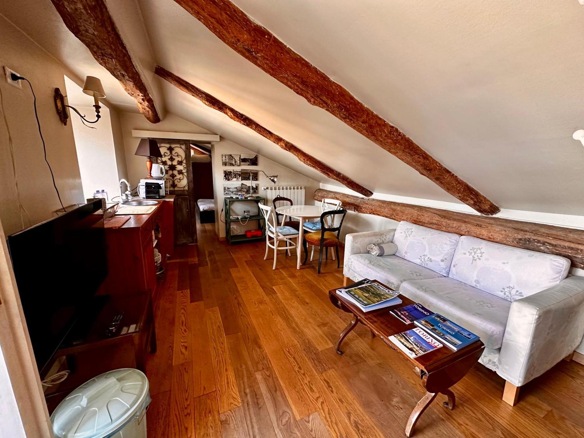 Ferienwohnung Le Finestre Sulla Mole Turin Exterior foto