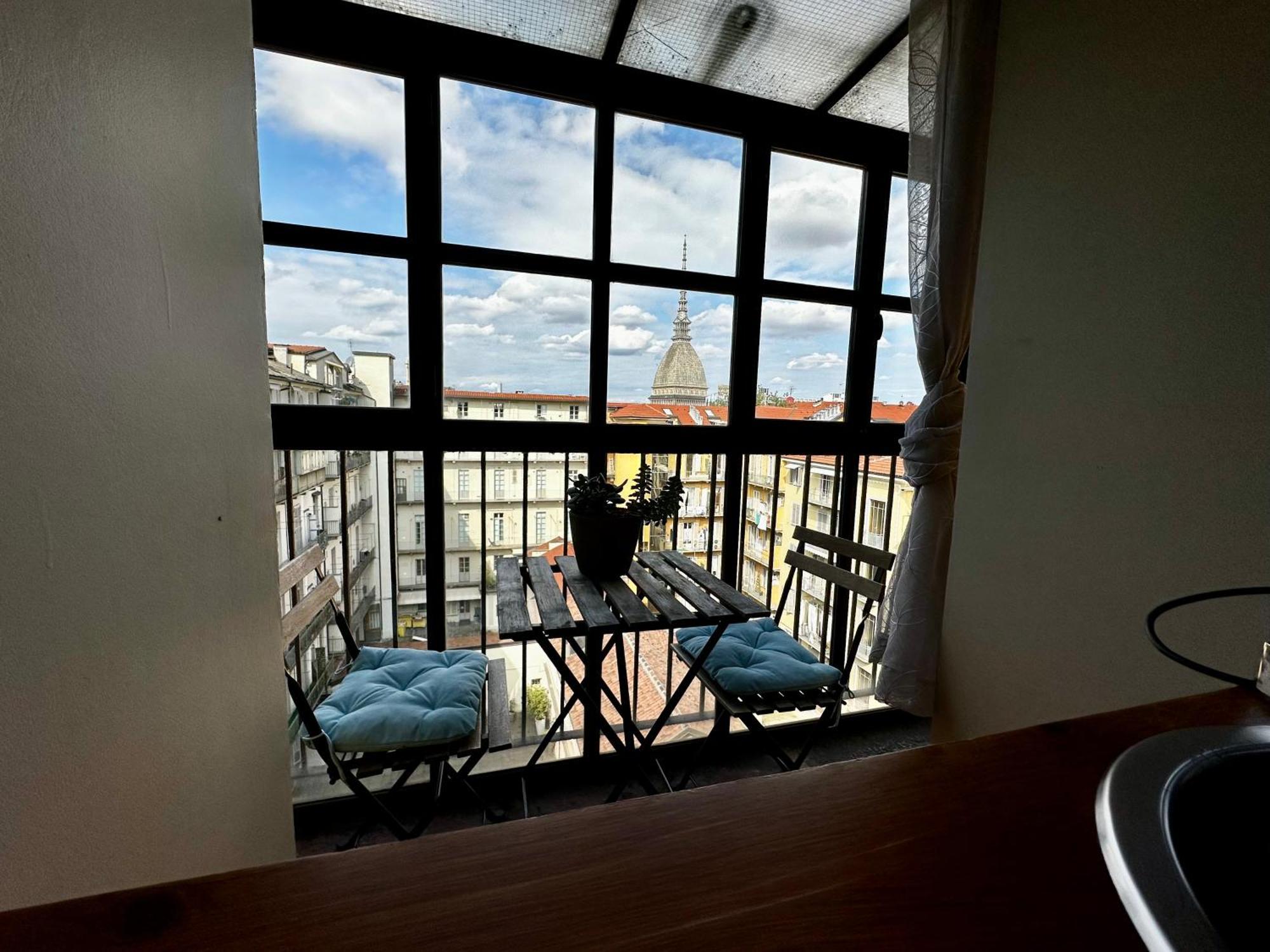Ferienwohnung Le Finestre Sulla Mole Turin Exterior foto